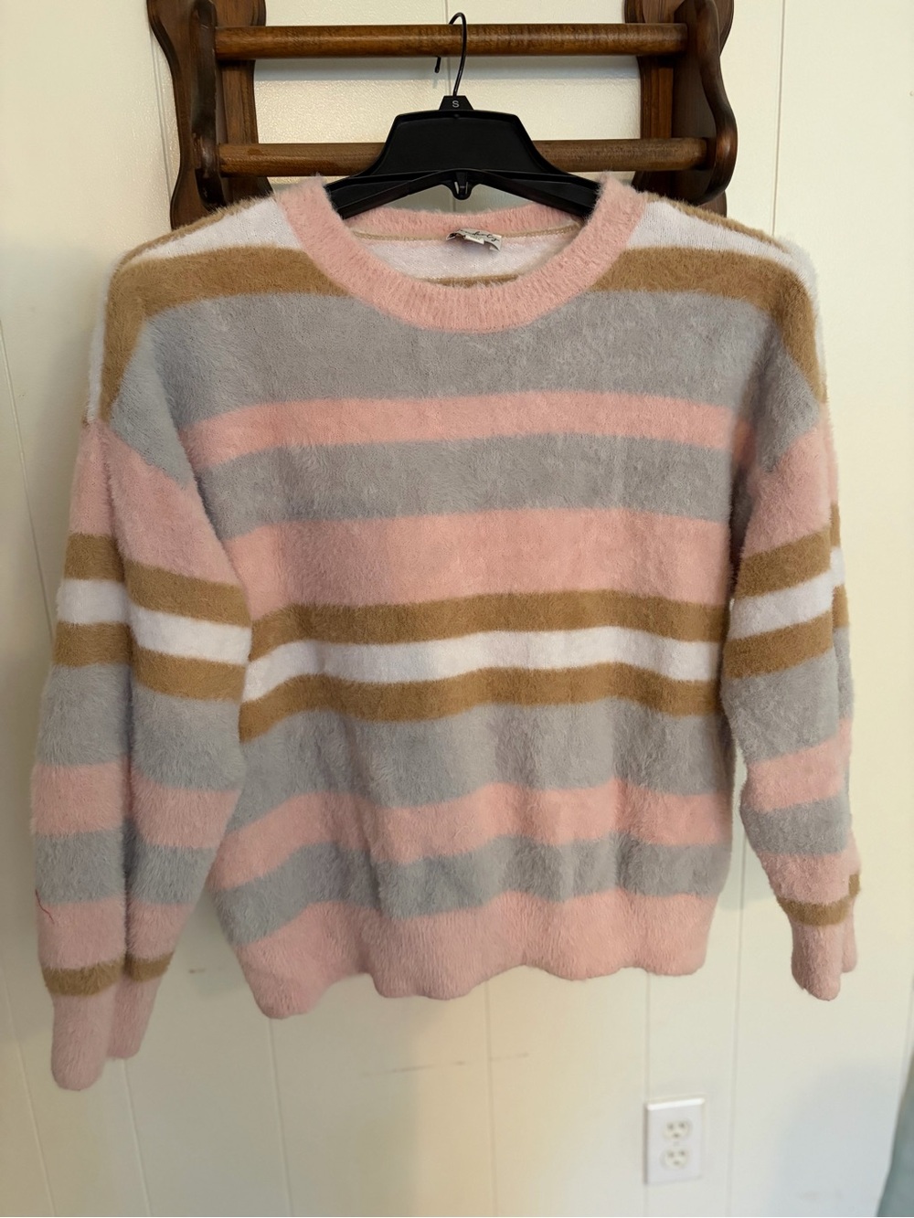 Wonderly Pastel Striped Crewneck Sweater - Pink Gray Cream Tan
